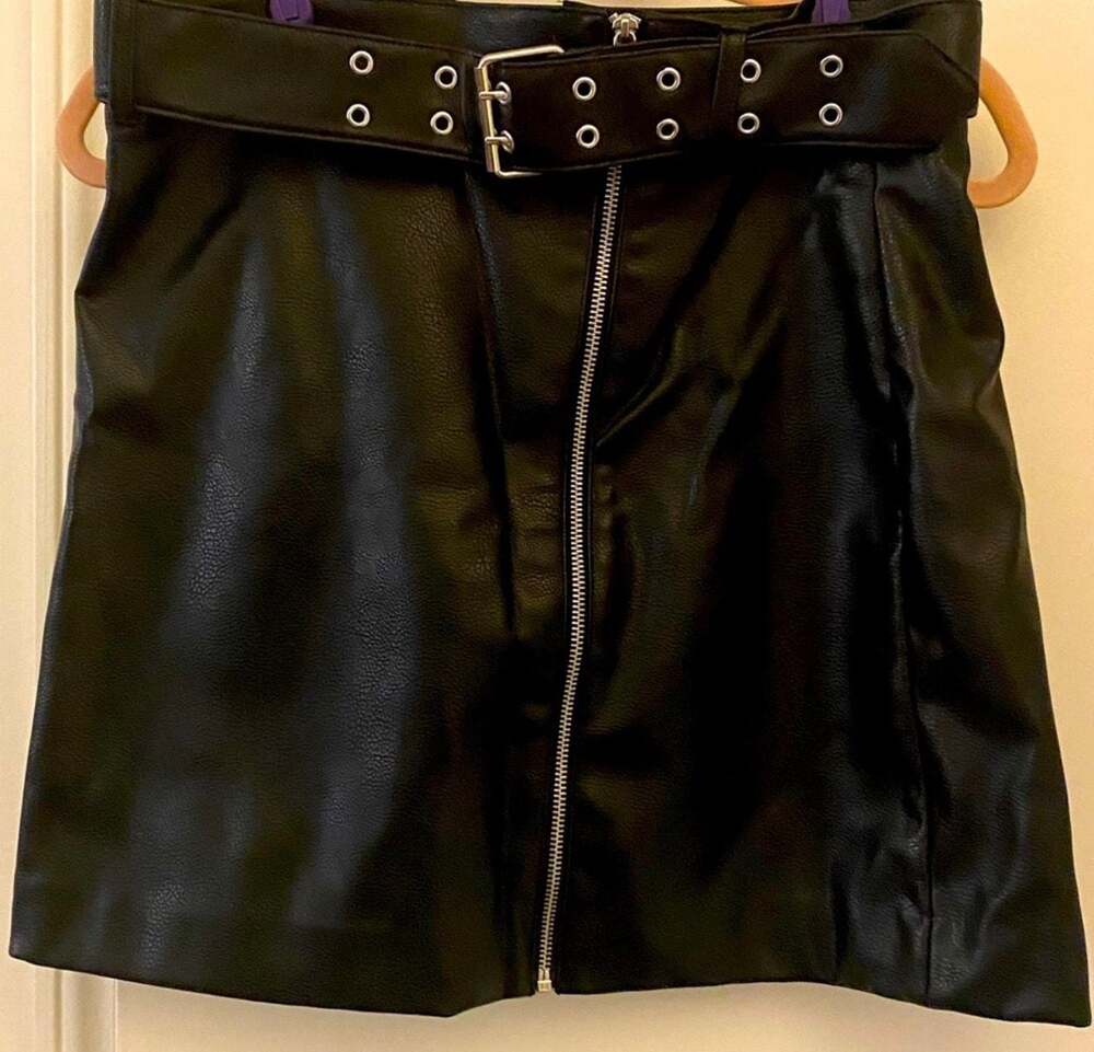 H&M Divided Black Faux Leather Belted Mini Skirt Size 10